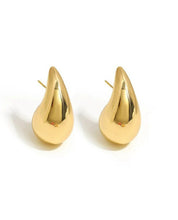 Load image into Gallery viewer, Chunky “GOLD” earrings